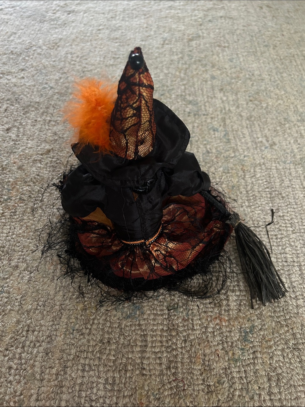 Vintage Sitting Shelf Witch Doll With Broom - Picture 4 of 6